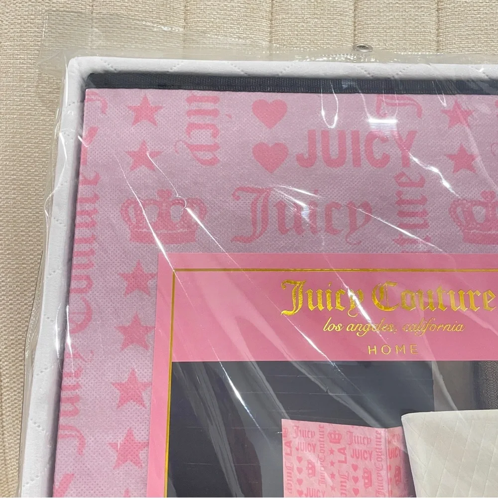 NEW Juicy Couture Pink Logo Lidded Collapsible Storage Cube White Quilted Velvet